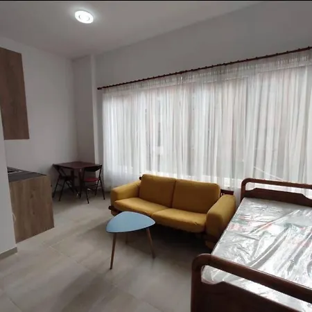 Sunny In New Complex Apartment