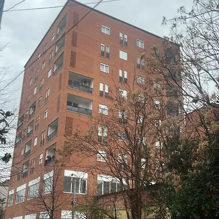 Sunny In New Complex Apartamento Tirana
